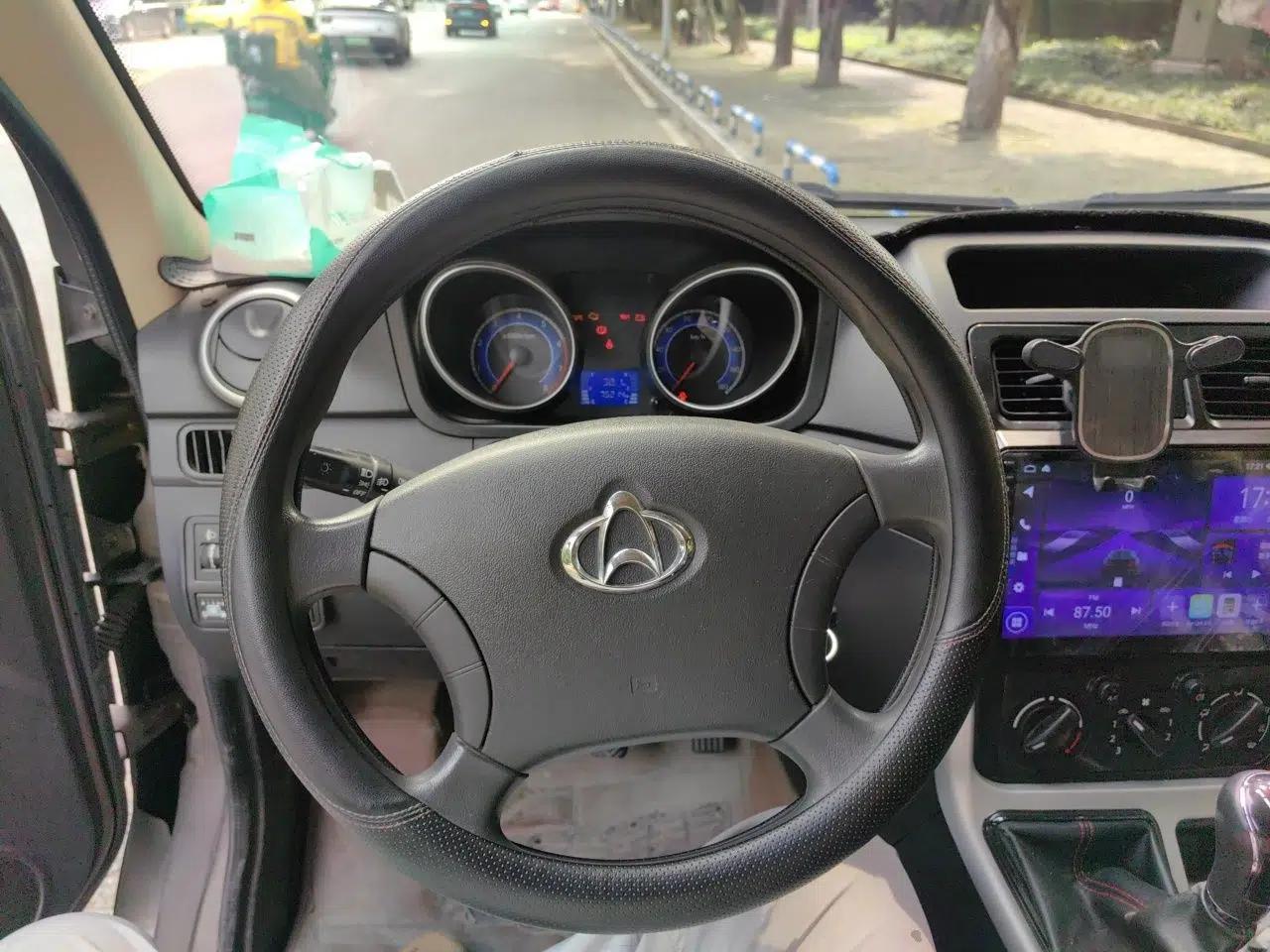 CHANGAN KAICHENG Ruixing M70 2019 1.5L Comfort Version 6-Seater China VI Standard Flat Roof Liftback Doors – DAM15KL — миниатюра 10