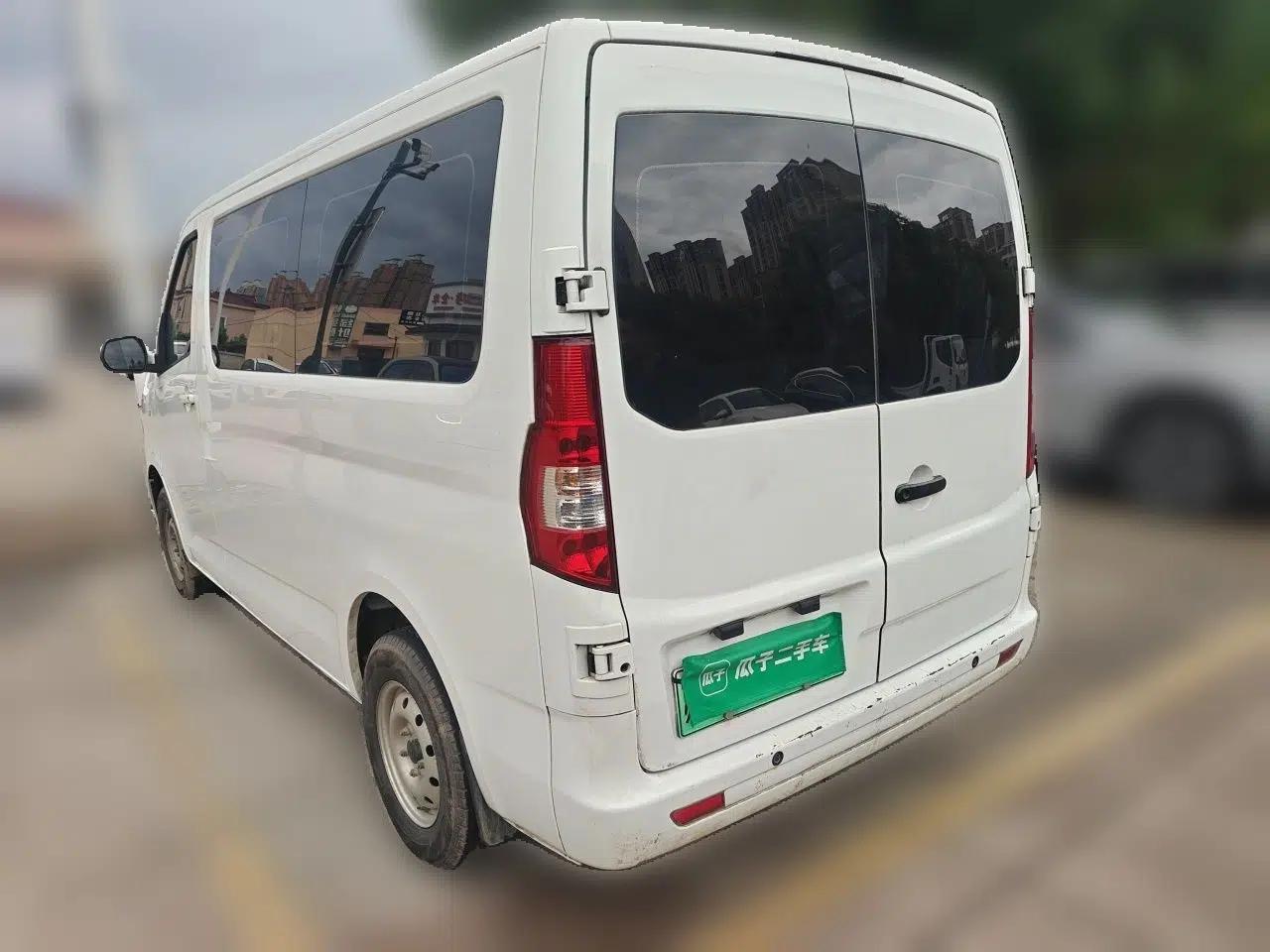 CHANGAN KAICHENG Ruixing EM60 2025 Passenger Version Comfort Edition 6 Seats 300 km Range Side-Hinged Doors — миниатюра 4