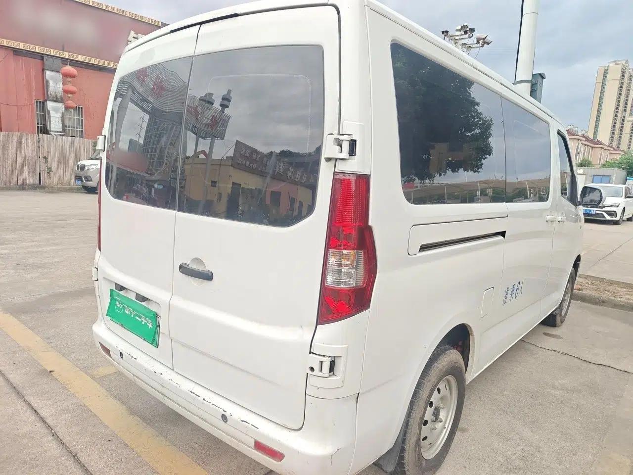 CHANGAN KAICHENG Ruixing EM60 2025 Passenger Version Comfort Edition 6 Seats 300 km Range Side-Hinged Doors — миниатюра 6