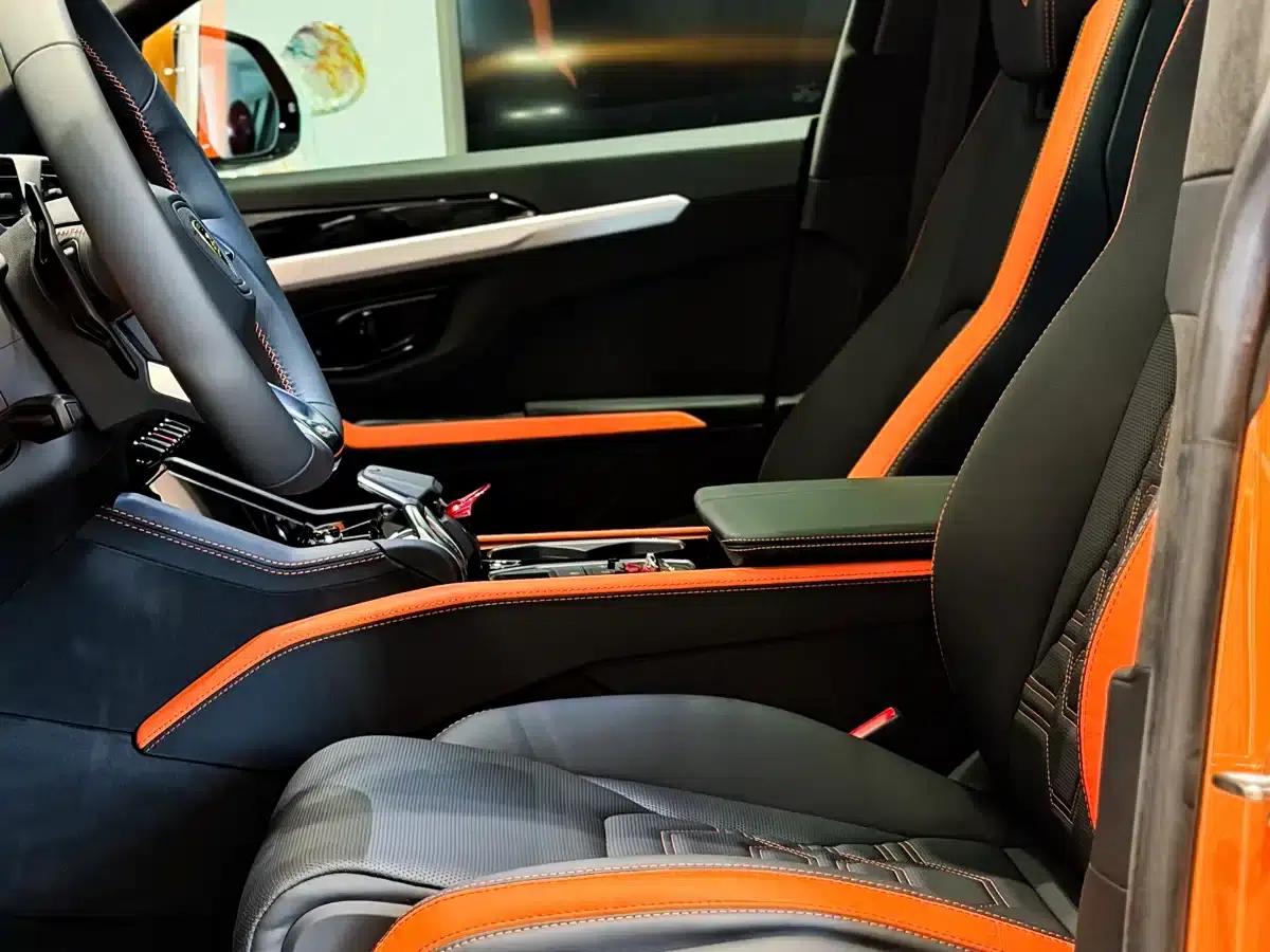 2026 Urus SE 4.0T Standard Edition — миниатюра 11