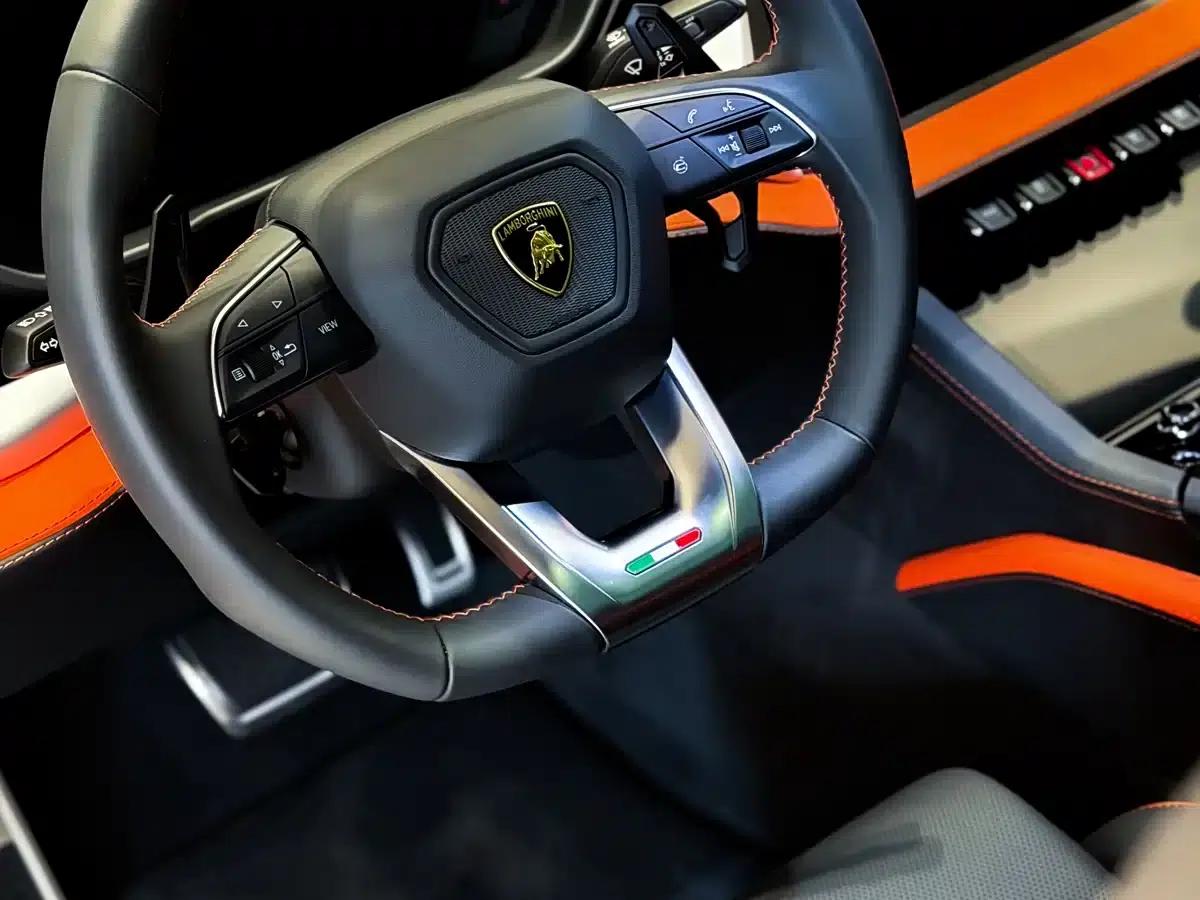2026 Urus SE 4.0T Standard Edition — миниатюра 14