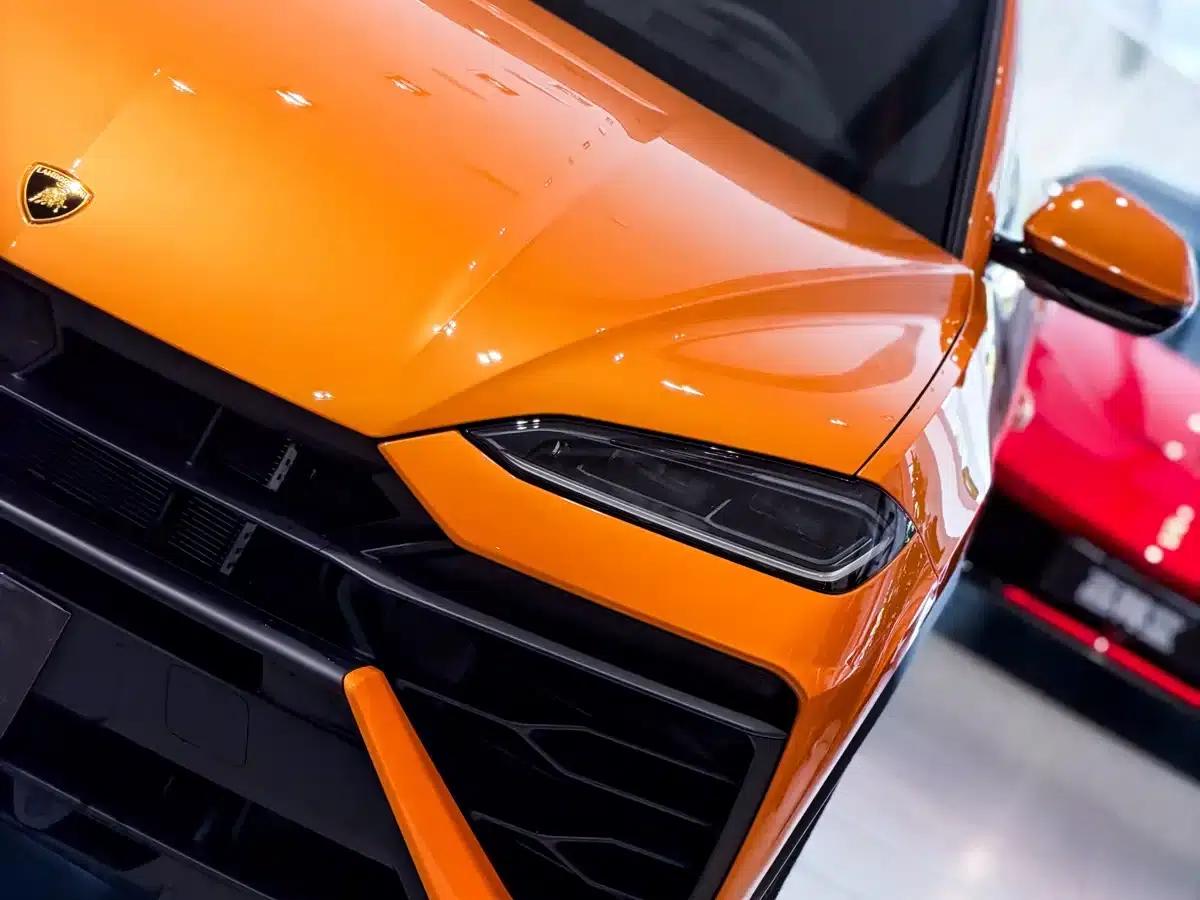 2026 Urus SE 4.0T Standard Edition — миниатюра 3