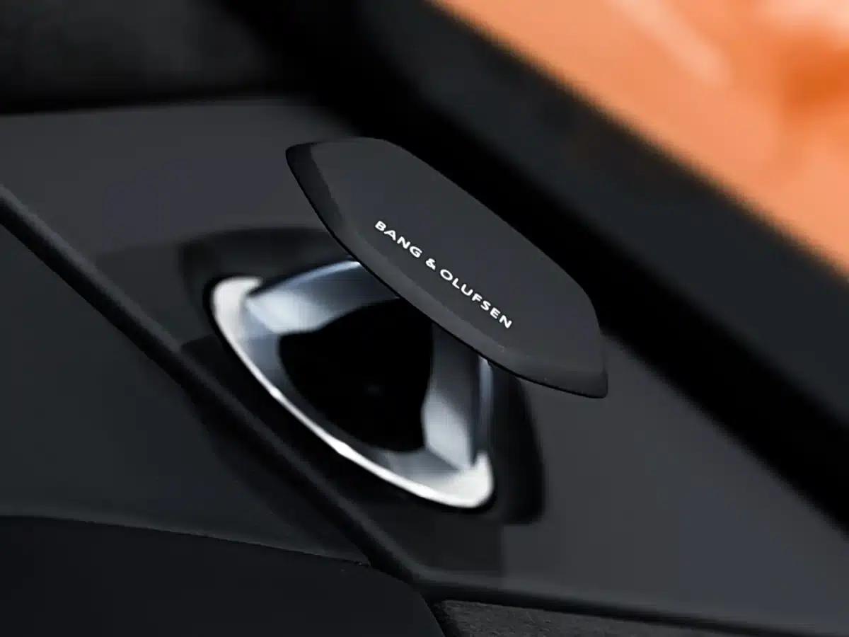 2026 Urus SE 4.0T Standard Edition — миниатюра 22