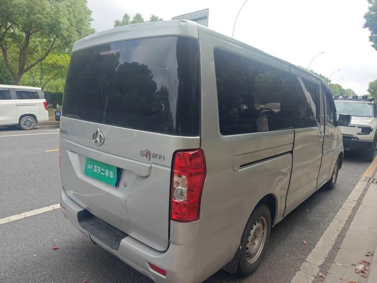 CHANGAN KAICHENG Ruixing M90 2016 2.0L Comfort Edition 4G94S — миниатюра 6