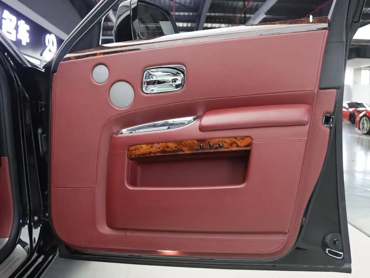 2014 Ghost 6.6T Extended Version — миниатюра 31