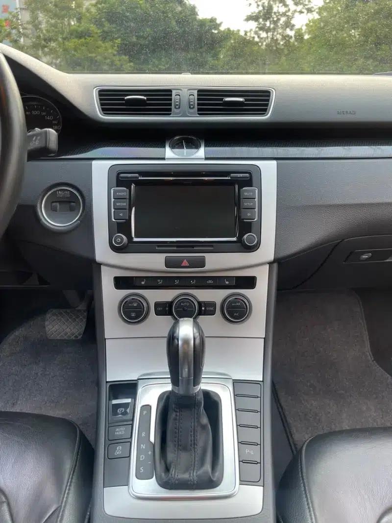 2013 Volkswagen Passat 1.8TSI Luxury — миниатюра 20