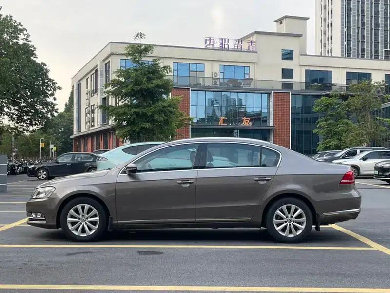 2013 Volkswagen Passat 1.8TSI Luxury — миниатюра 4