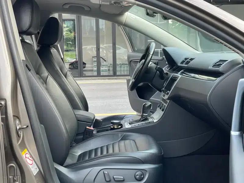 2013 Volkswagen Passat 1.8TSI Luxury — миниатюра 34