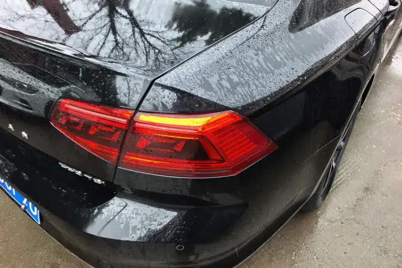 2020 Volkswagen Passat 330TSI DSG Leading Edition — миниатюра 5