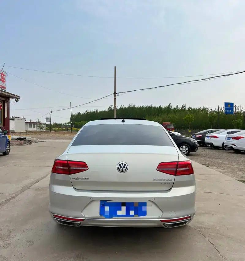 2018 Volkswagen Passat 280TSI DSG Leading Edition — миниатюра 5