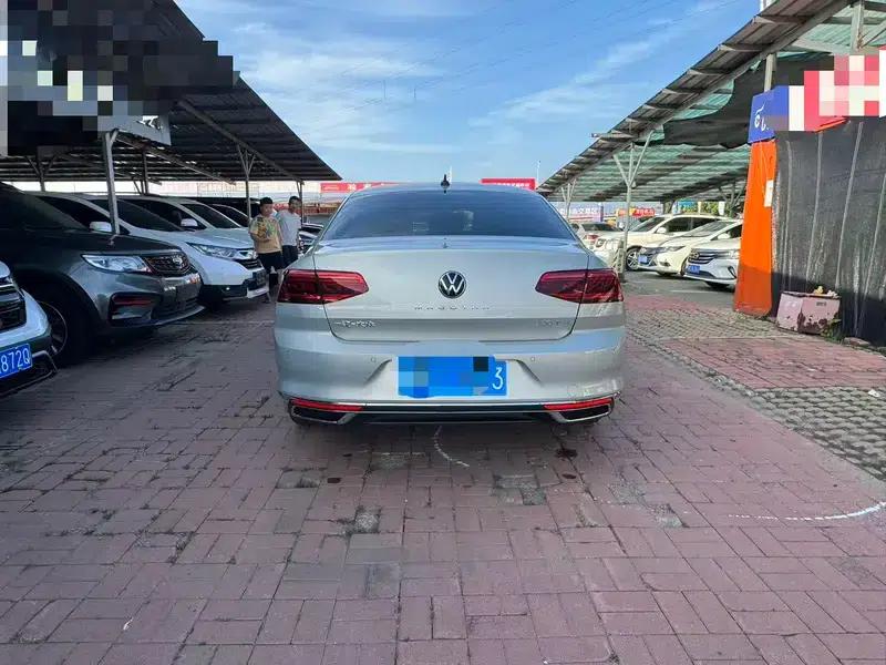 Volkswagen Passat 2021 330TSI DSG 30th Anniversary Edition — миниатюра 5