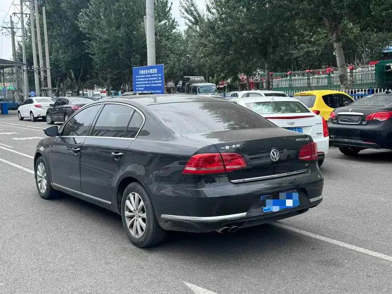 2015 Volkswagen Passat 1.8TSI Luxury — миниатюра 4