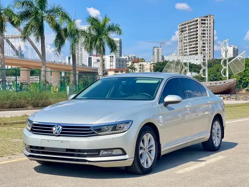 2018 Volkswagen Magotan 330TSI DSG Luxury — миниатюра 1