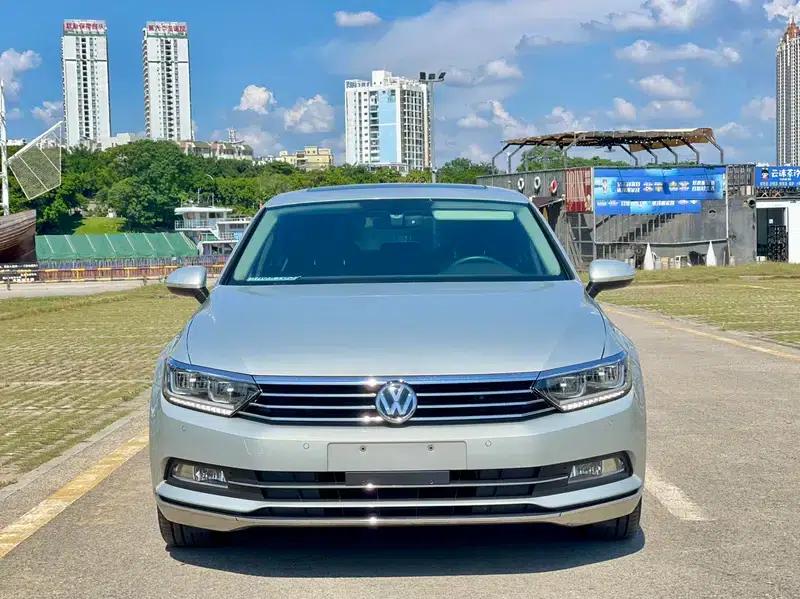 2018 Volkswagen Magotan 330TSI DSG Luxury — миниатюра 2