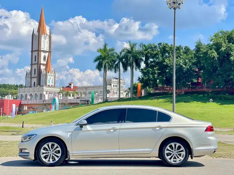 2018 Volkswagen Magotan 330TSI DSG Luxury — миниатюра 3