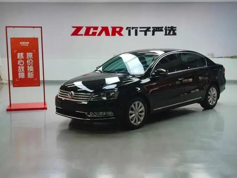 2013 Volkswagen Passat 1.8TSI Leading Edition — миниатюра 1