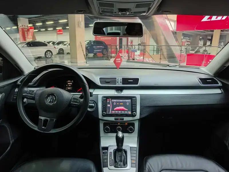 2013 Volkswagen Passat 1.8TSI Leading Edition — миниатюра 26