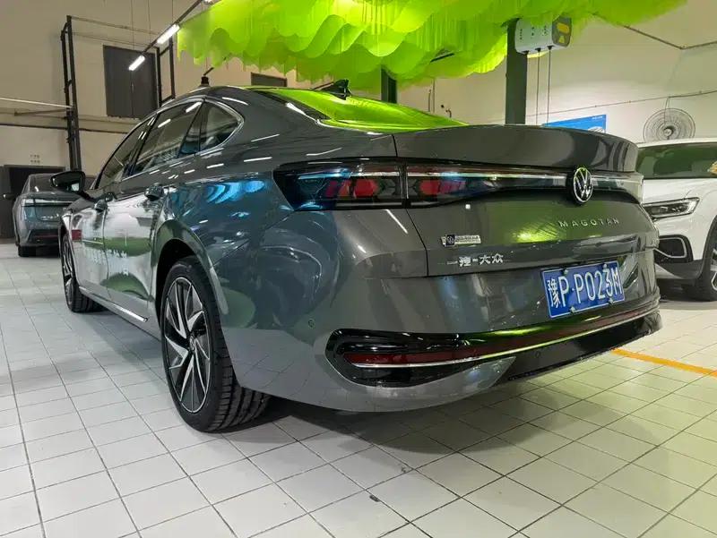 2024 Volkswagen Passat 380TSI Supreme Edition — миниатюра 3