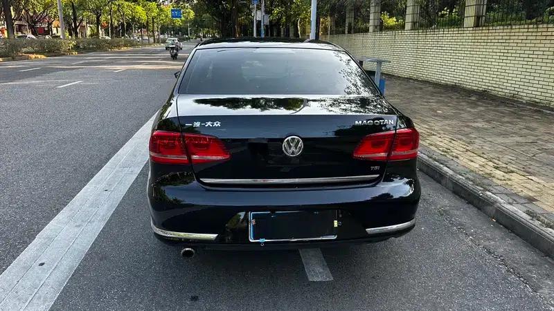 2013 Volkswagen Passat 1.4TSI Luxury — миниатюра 5