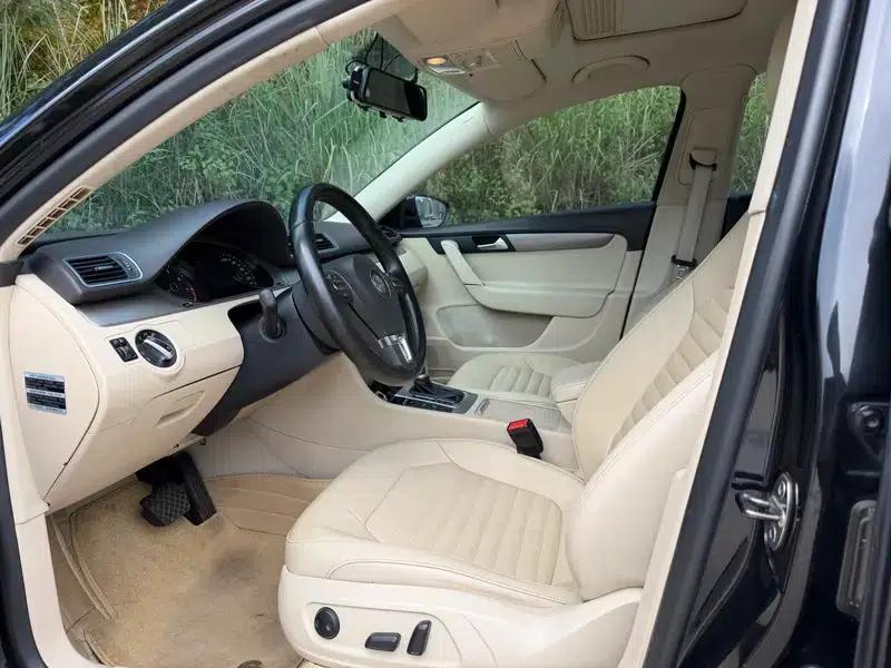 2013 Volkswagen Passat 1.8TSI Leading Edition — миниатюра 9