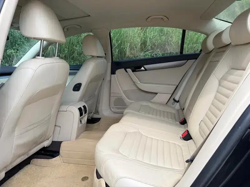 2013 Volkswagen Passat 1.8TSI Leading Edition — миниатюра 10
