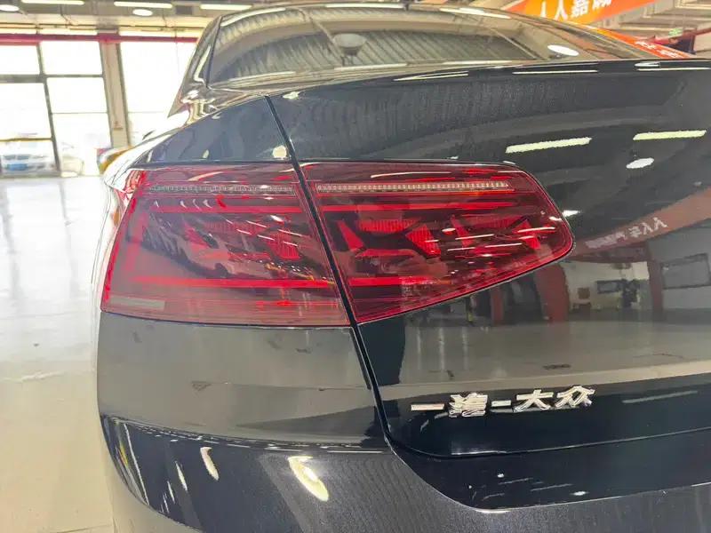 2024 Volkswagen Magotan 330TSI DSG Luxury Edition (2 Million Units Limited Edition) — миниатюра 9