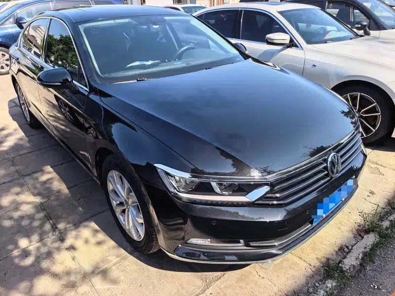 2017 Volkswagen Passat 330TSI DSG Luxury — миниатюра 2