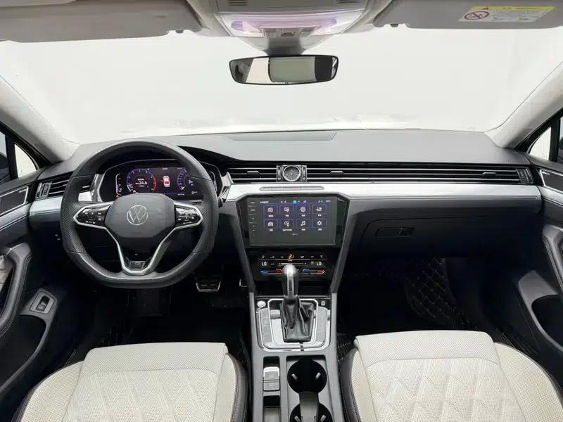 Volkswagen Magotan 2023 2 Millionth Unit Commemorative Edition 380TSI DSG Flagship Model — миниатюра 11