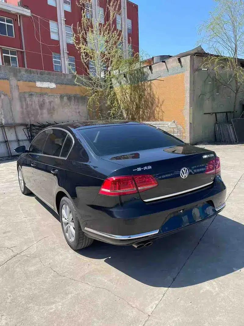 2015 Volkswagen Passat 1.8TSI Leading Edition — миниатюра 4