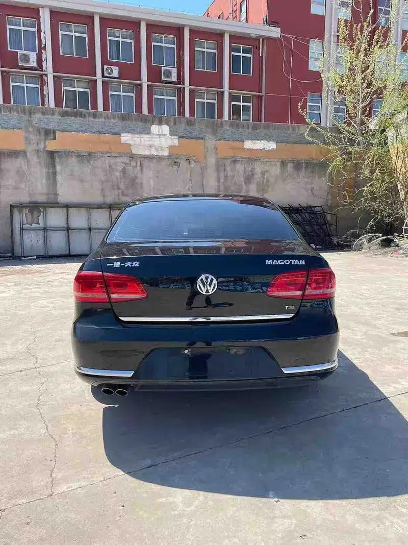 2015 Volkswagen Passat 1.8TSI Leading Edition — миниатюра 5