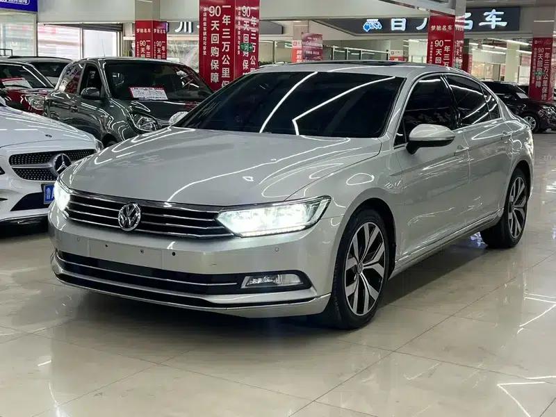 2018 Volkswagen Magotan 330TSI DSG Luxury — миниатюра 1