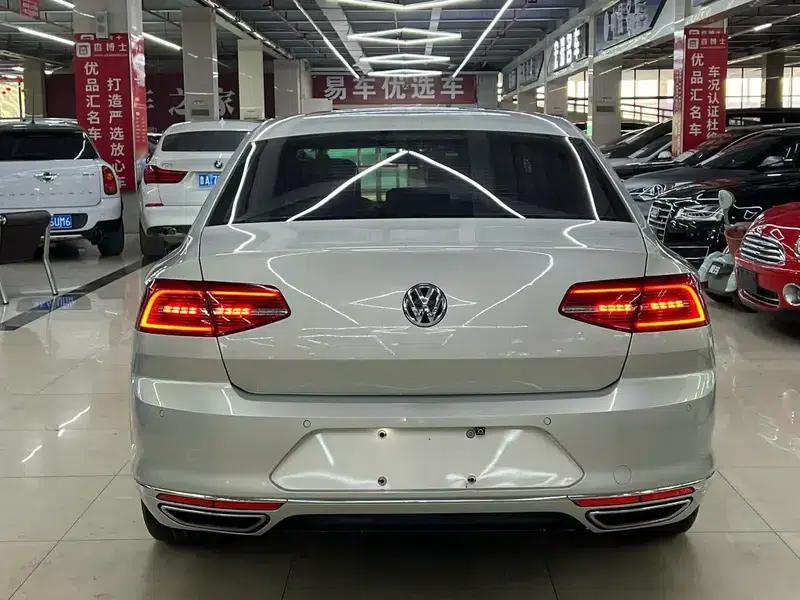 2018 Volkswagen Magotan 330TSI DSG Luxury — миниатюра 5