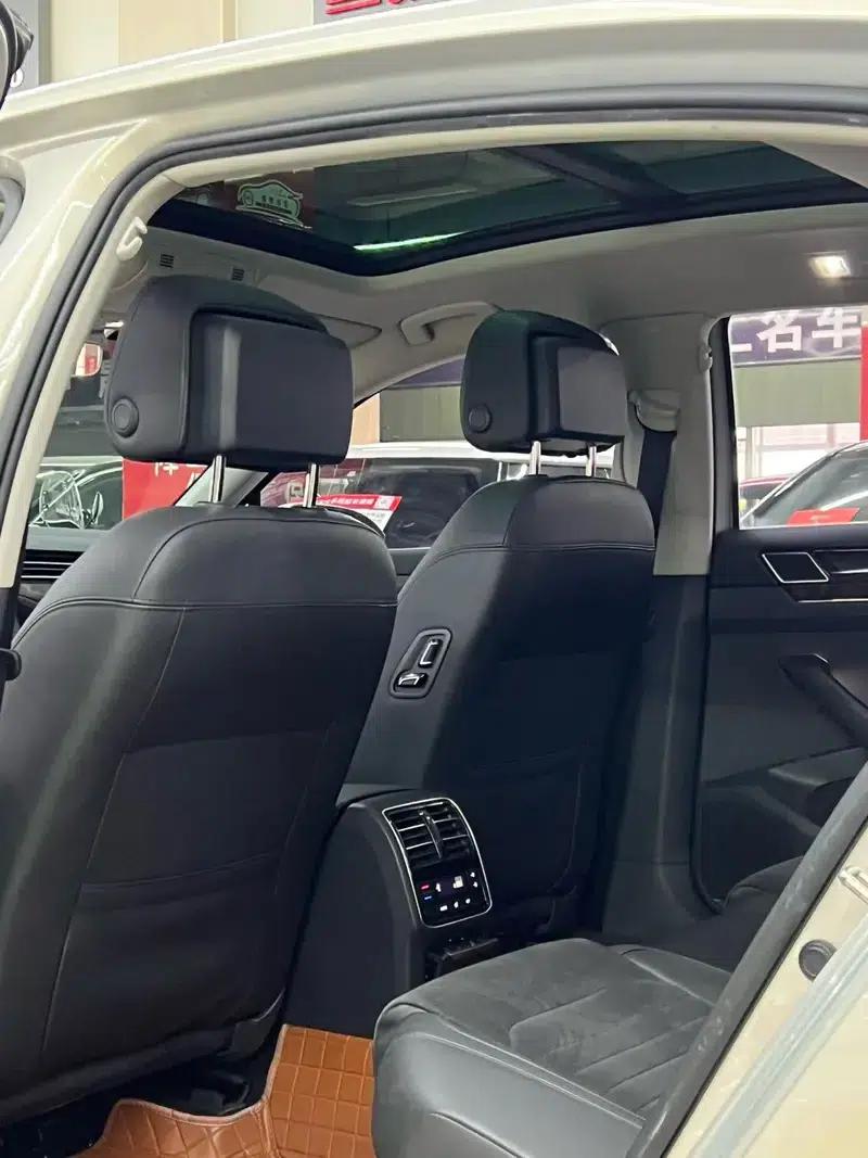 2018 Volkswagen Magotan 330TSI DSG Luxury — миниатюра 8