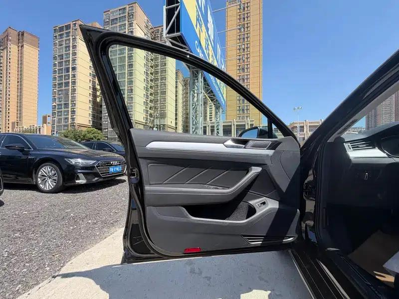 2025 Volkswagen Passat 280TSI DSG Comfort Edition — миниатюра 17