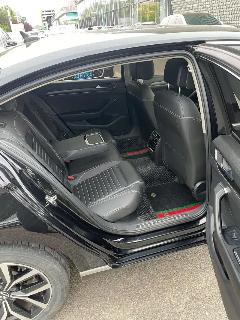 2020 Volkswagen Passat 330TSI DSG Leading Edition — миниатюра 5