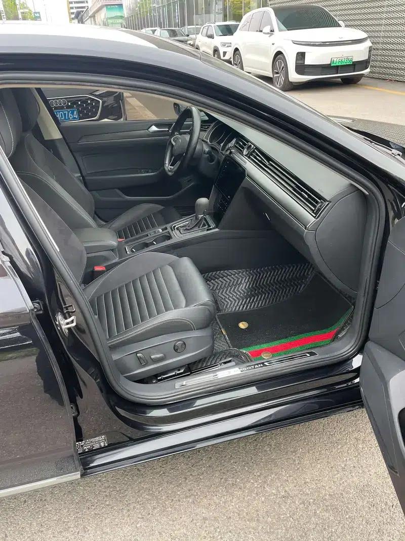 2020 Volkswagen Passat 330TSI DSG Leading Edition — миниатюра 6