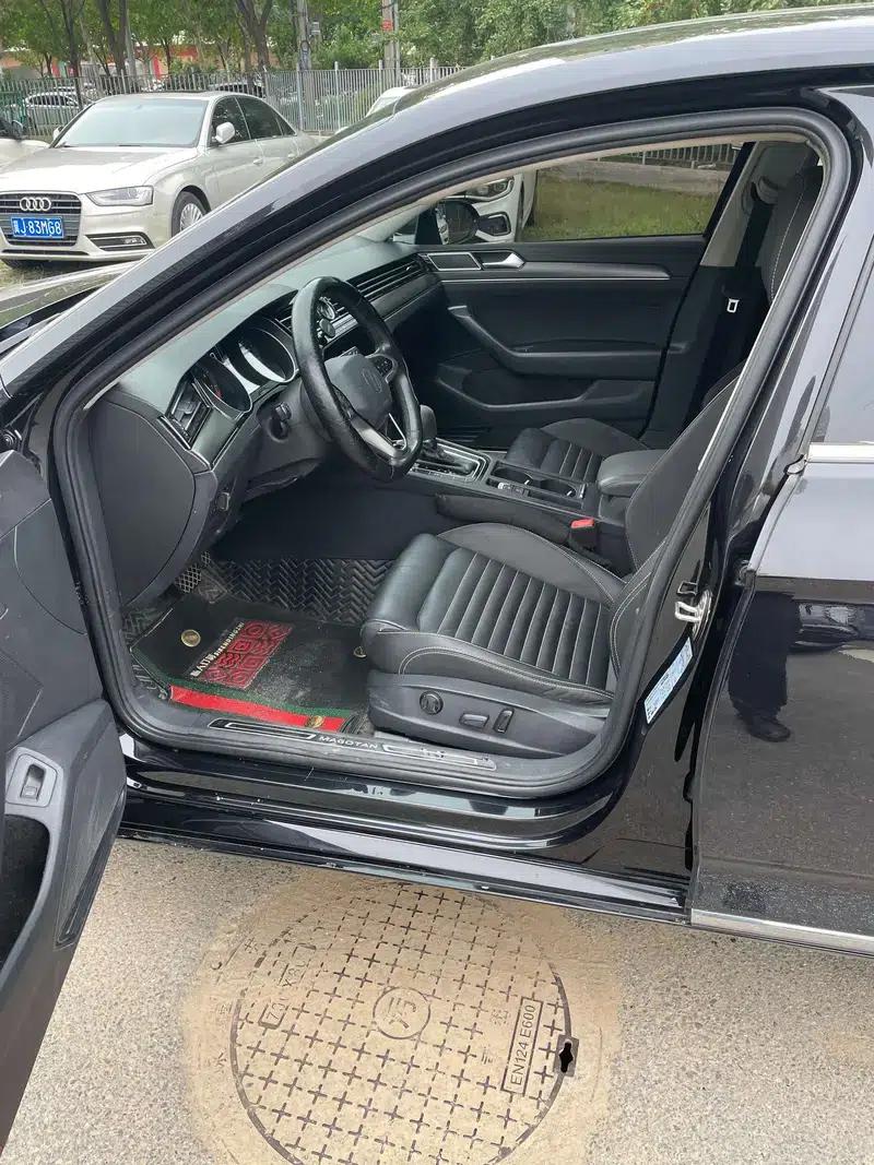 2020 Volkswagen Passat 330TSI DSG Leading Edition — миниатюра 8