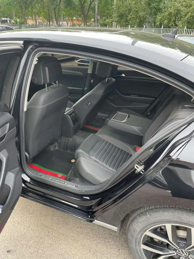 2020 Volkswagen Passat 330TSI DSG Leading Edition — миниатюра 9