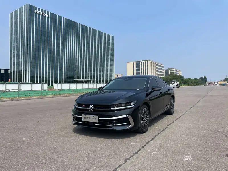 2024 Volkswagen Passat 380TSI Premium Edition with Magotan Package — миниатюра 1