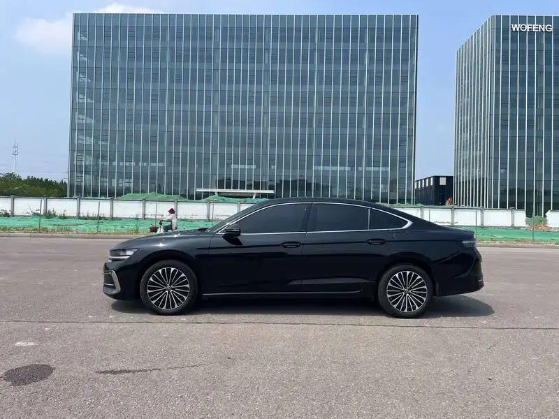 2024 Volkswagen Passat 380TSI Premium Edition with Magotan Package — миниатюра 2