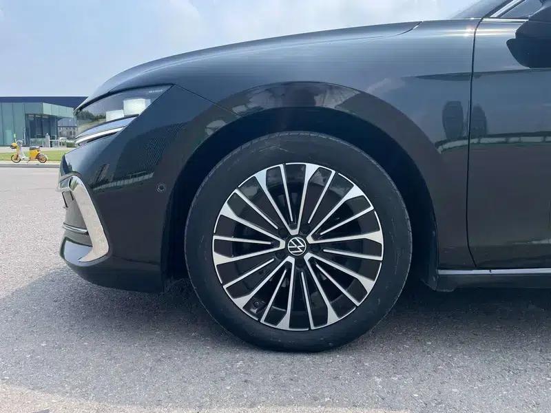 2024 Volkswagen Passat 380TSI Premium Edition with Magotan Package — миниатюра 4