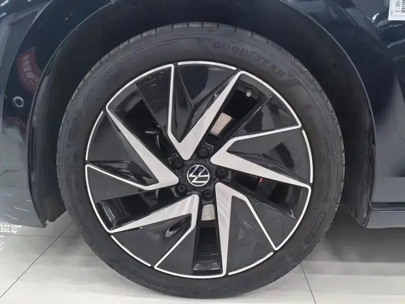 2024 Volkswagen Passat 380TSI Supreme Edition — миниатюра 18