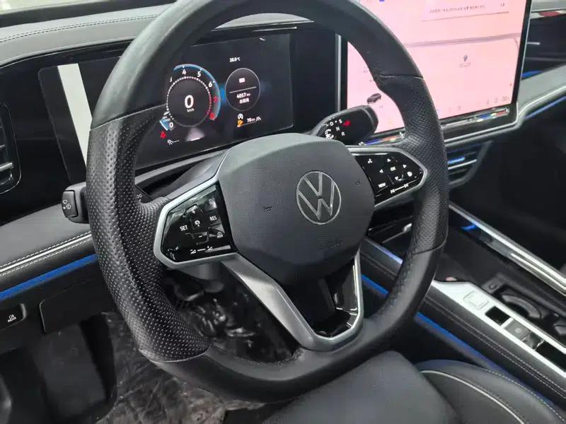 2024 Volkswagen Passat 380TSI Supreme Edition — миниатюра 24