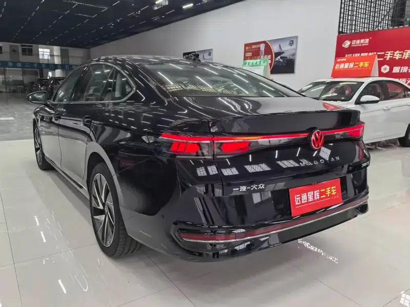 2024 Volkswagen Passat 380TSI Supreme Edition — миниатюра 4