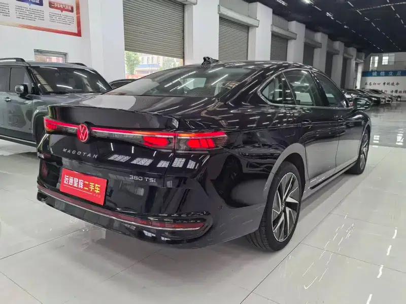 2024 Volkswagen Passat 380TSI Supreme Edition — миниатюра 6