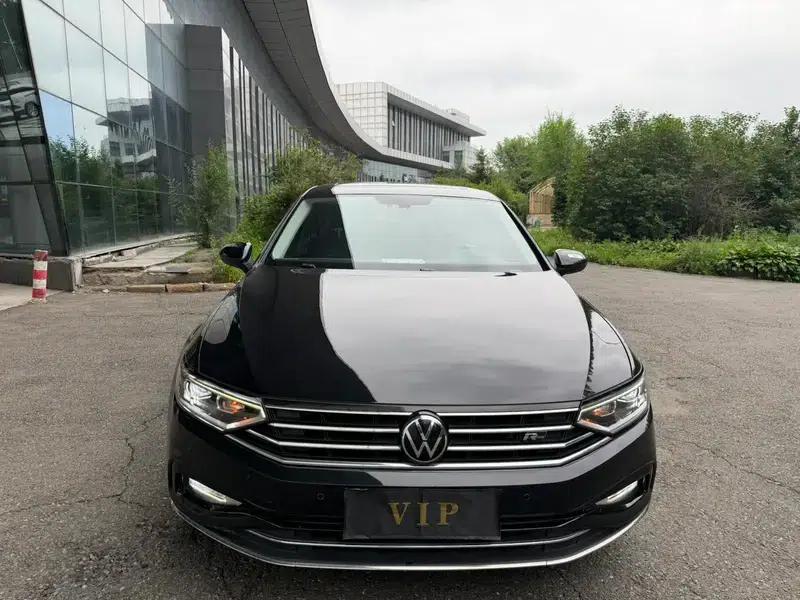 2020 Volkswagen Passat 330TSI DSG Luxury — миниатюра 2