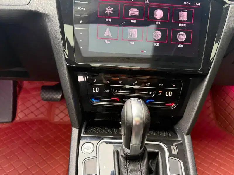2020 Volkswagen Passat 330TSI DSG Luxury — миниатюра 8