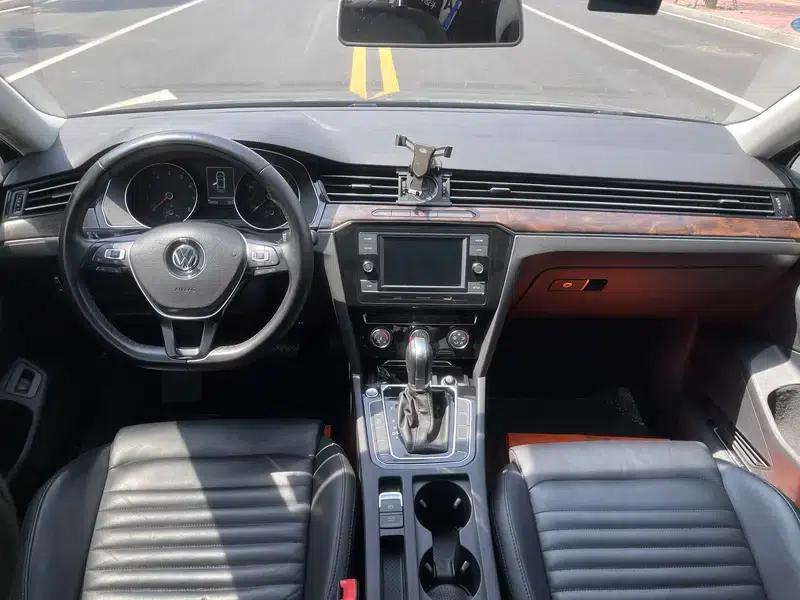 2019 Volkswagen Magotan 330TSI DSG Leading Edition (China VI Emission Standard) — миниатюра 7