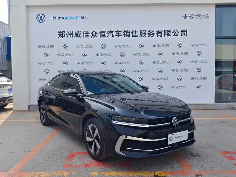 2024 Volkswagen Passat 300TSI Premium Edition — миниатюра 3