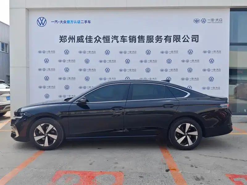 2024 Volkswagen Passat 300TSI Premium Edition — миниатюра 4